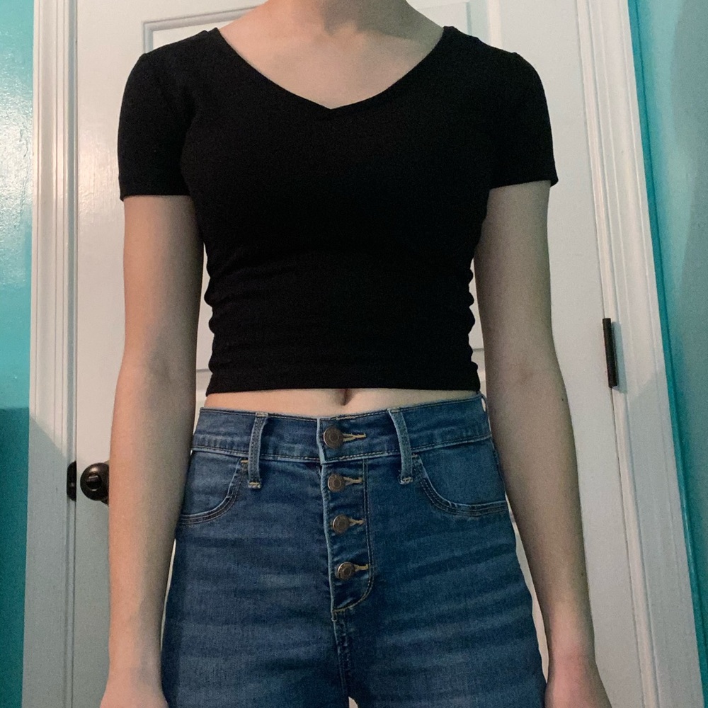 Cropped black Wild Fable short sleeve